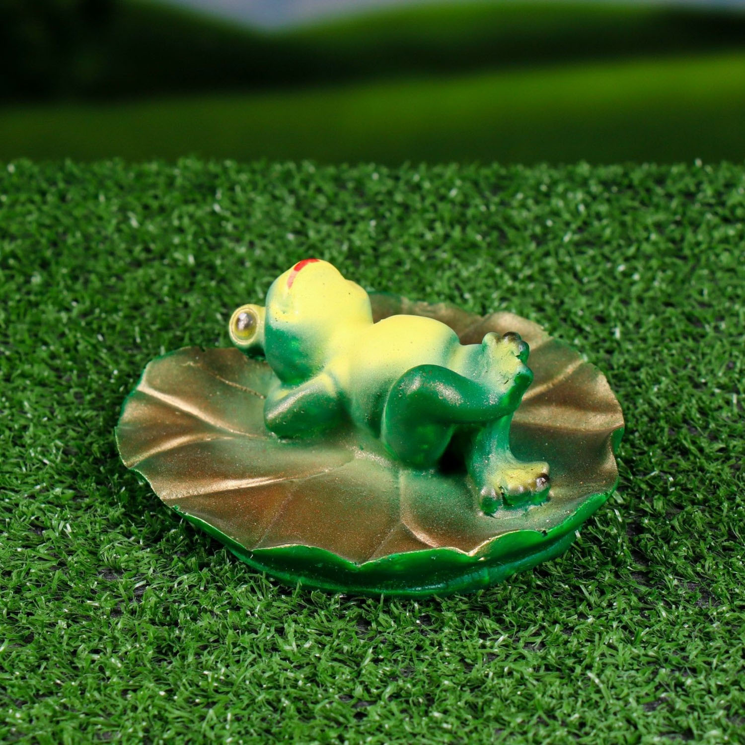 Садовая фигура "Лягушка на спине" 13х6см  3622946