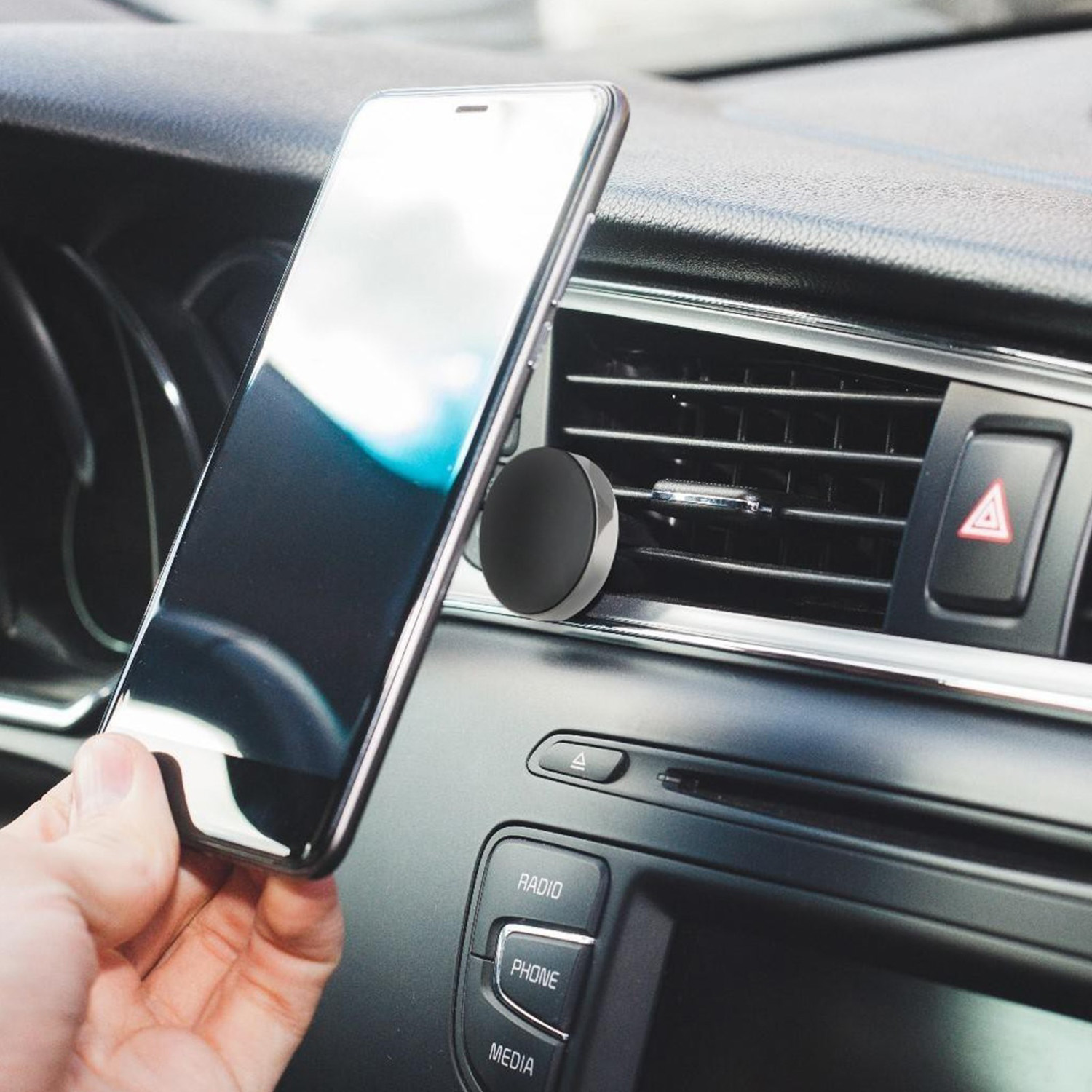 яяяДержатель телефона CARTAGE, магнитный в дефлектор   6945271