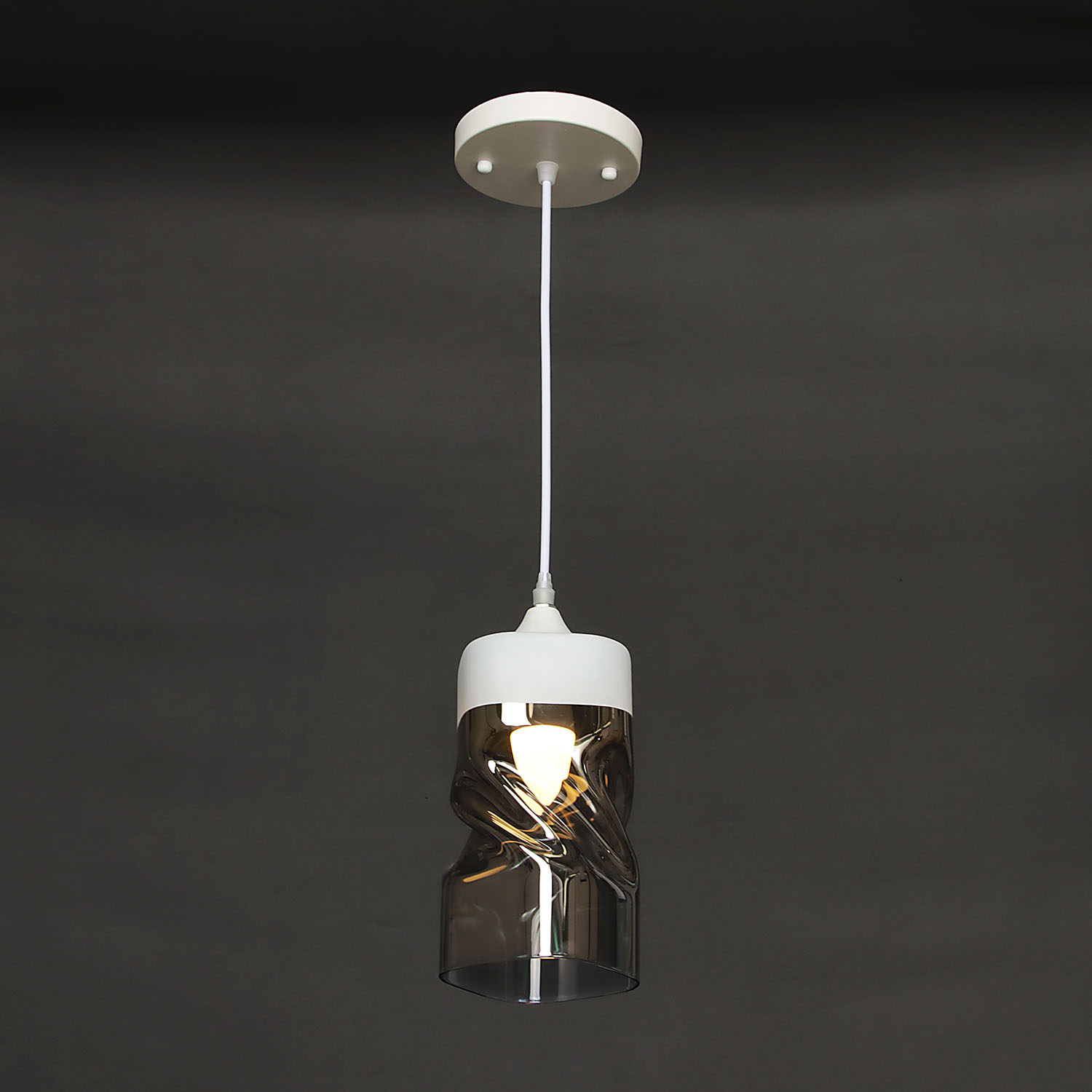 Люстра N3745/1H Е27 1*40Вт ( h=200;h=800; d=100) S=4м2   VERNER LIGHTING *1