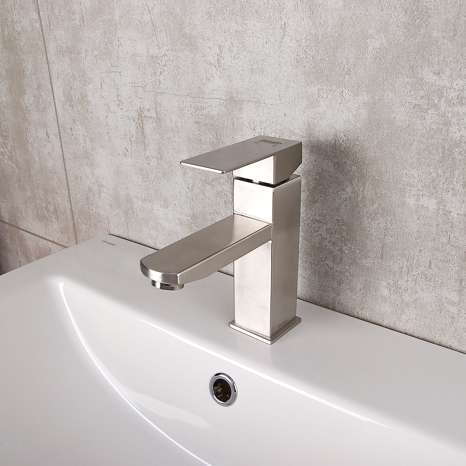 Смеситель для умывальника Potato P10304S нерж. сталь *1/10 Смеситель для умывальника Potato P10304S нерж. сталь *1/10