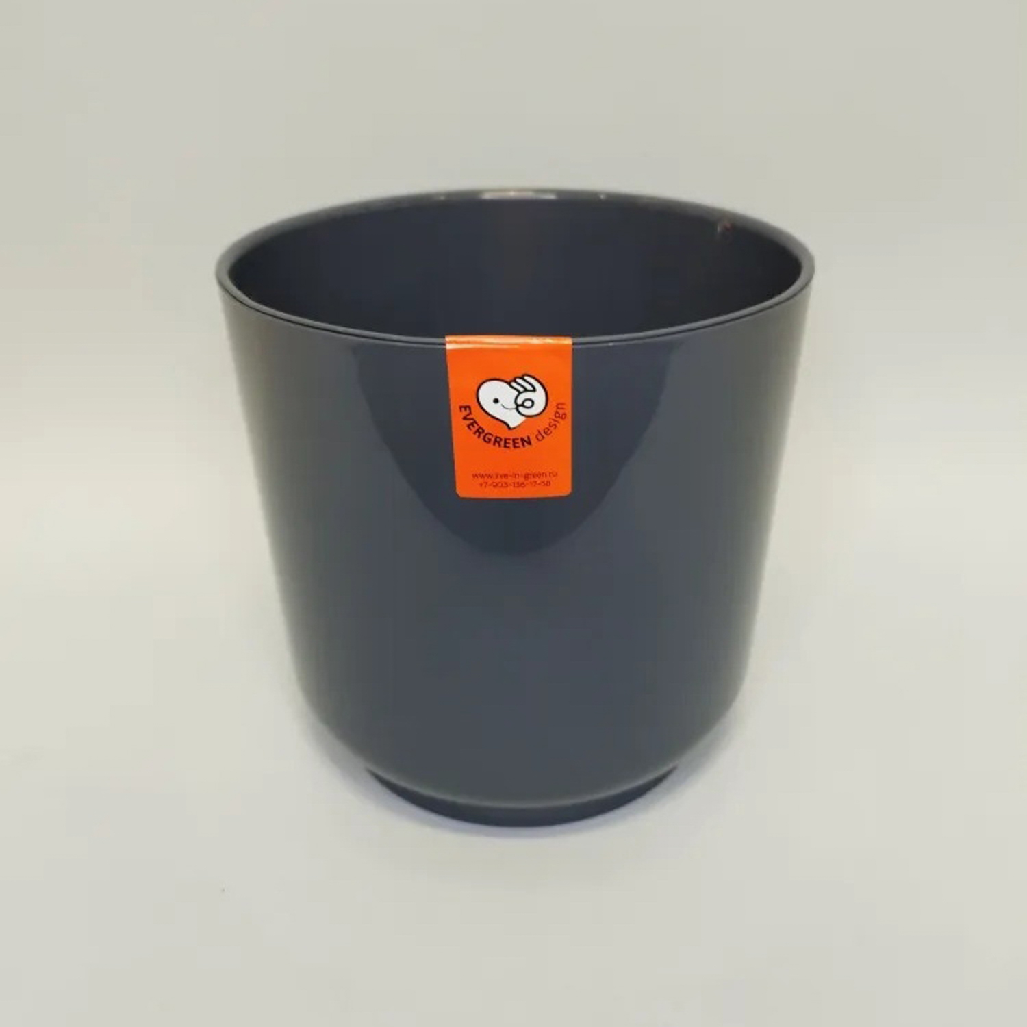 Кашпо пластм. "Дельта" 6,4л d верха 220мм h190мм со вставкой Антрацит Д22-12 *1/3