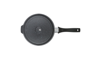 Сковорода алюмин. антипригарная "Kukmara" "Granit" black d18см сггч180а *1/10